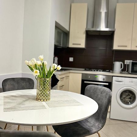Miamo Apart Гнатюка 18 Lviv Extérieur photo