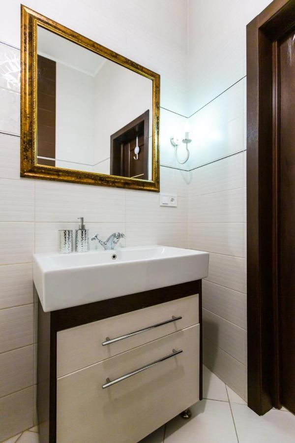 Miamo Apart Гнатюка 18 Lviv Extérieur photo