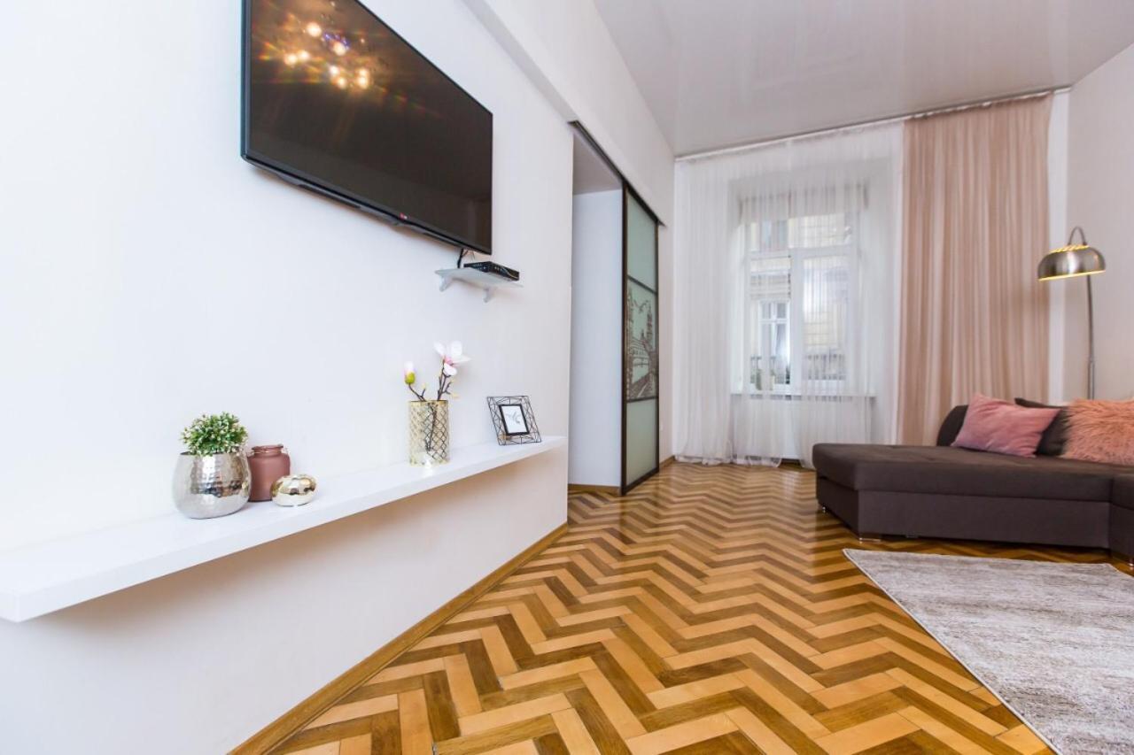 Miamo Apart Гнатюка 18 Lviv Extérieur photo