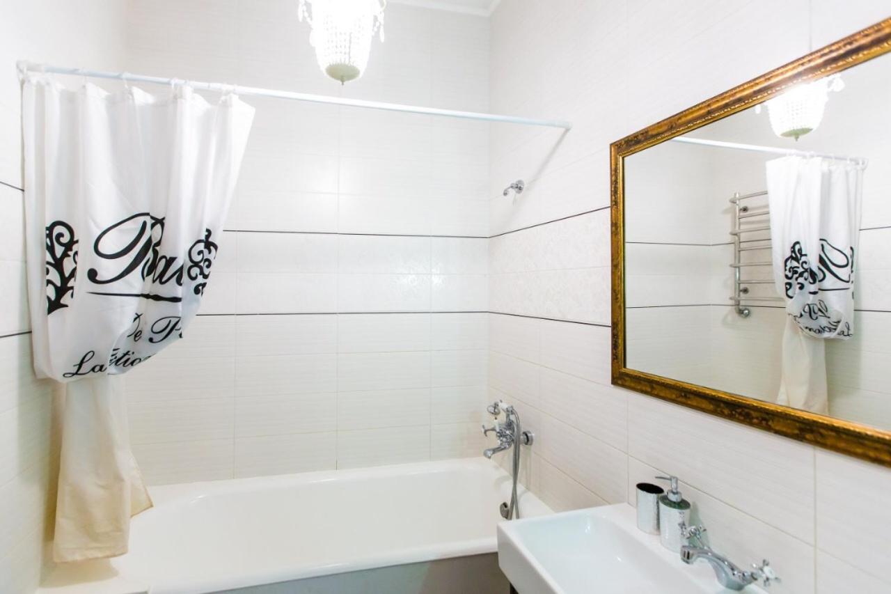 Miamo Apart Гнатюка 18 Lviv Extérieur photo