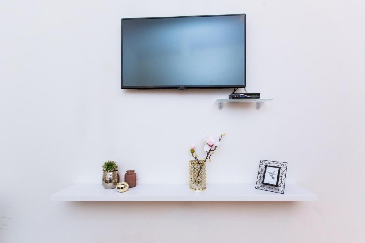 Miamo Apart Гнатюка 18 Lviv Extérieur photo